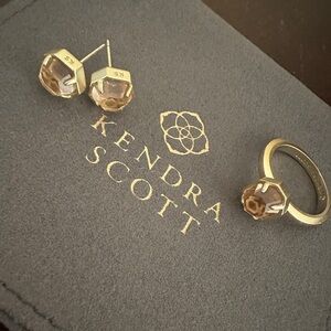 Kendra Scott Color Bar Ring & Earring set (size 6)